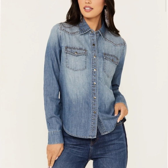 Idyllwind rigid wayside Blue Studded long sleeve snap Denim Shirt - Picture 1 of 8